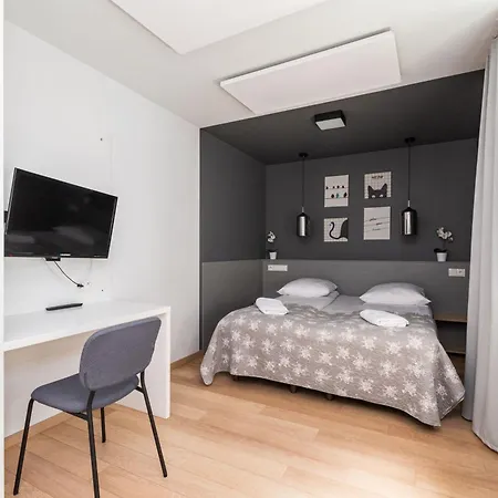 Monti 2 By Grand Appartement *