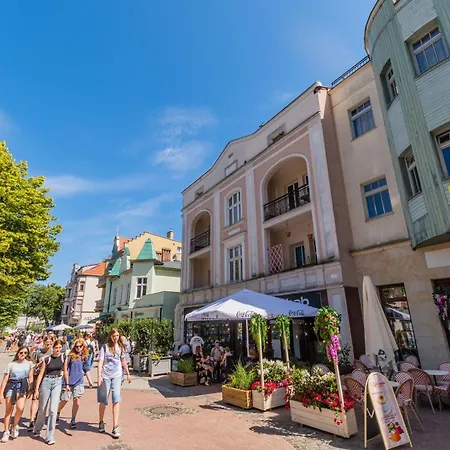 Monti 2 By Grand * Sopot